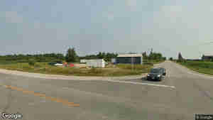 625206 15 Sideroad