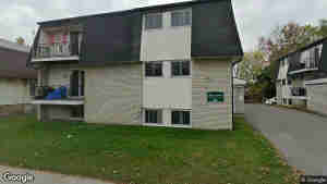 1 101 College Street E