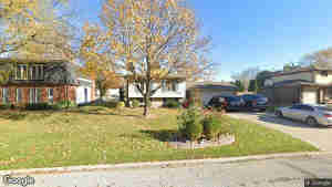 296 Fairway Crescent