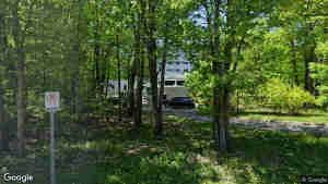 818 4957 Lionelgroulx Rue