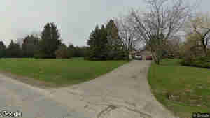 6 Hilltop Crescent