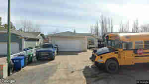 404 Meadow View Crescent