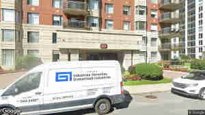 901 6801 Abrahamdesola Rue