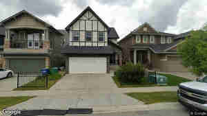 2687 Ravenslea Gardens SE
