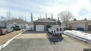 306 Hillside Crescent