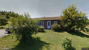 32 Holdens Road