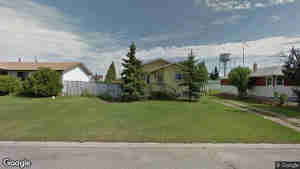 210 2 Street W