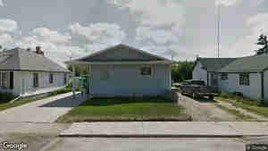 206 Fifth Avenue W