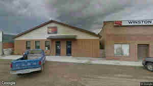 104 Railway Avenue W