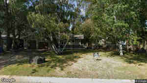 210 Third Street W