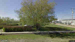 105 2 Avenue W